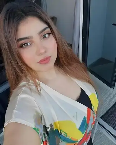 Call Girl Aliabad